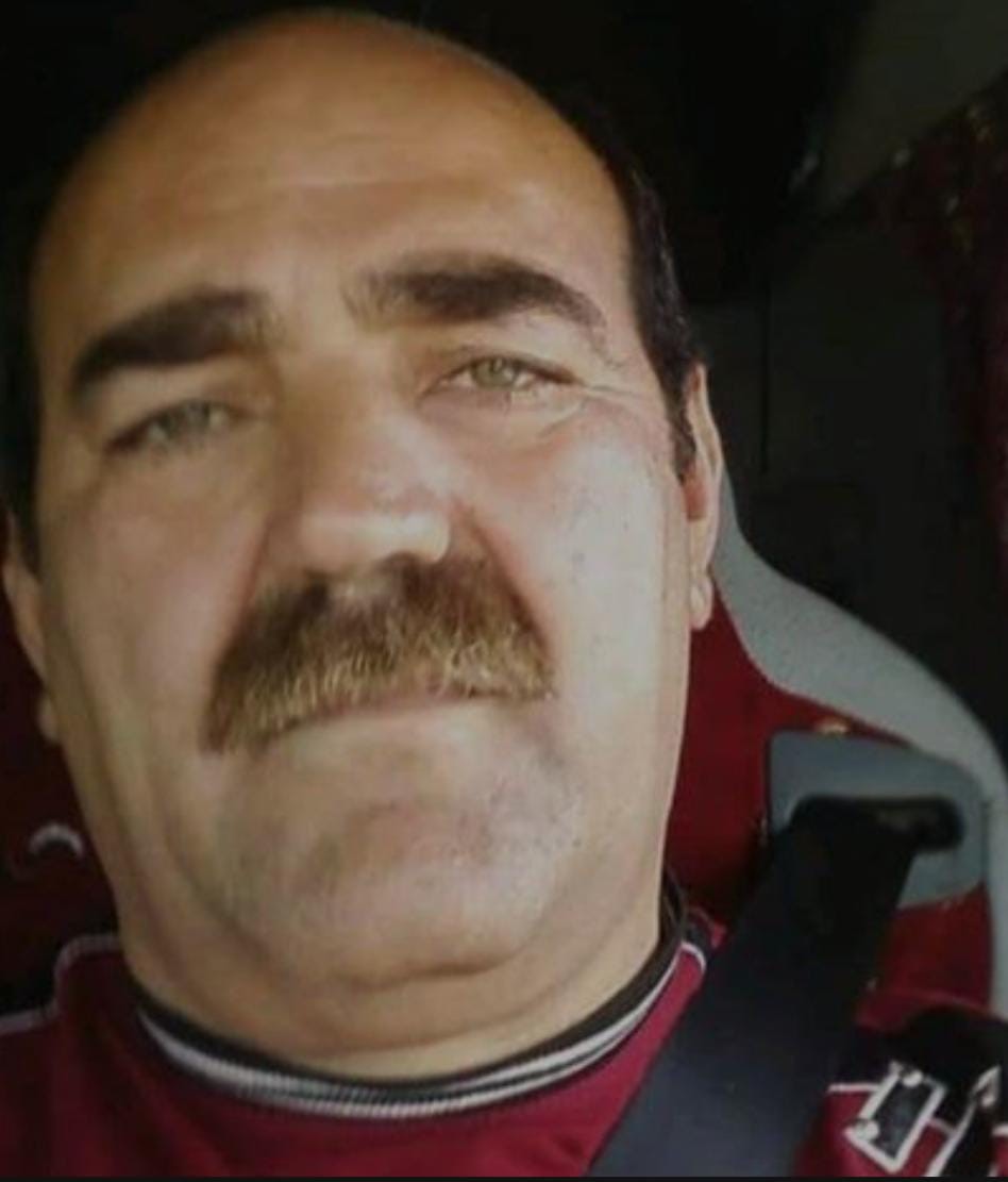 Başına Levha Çarpan Tır Sürücüsü Kurtarılamadı