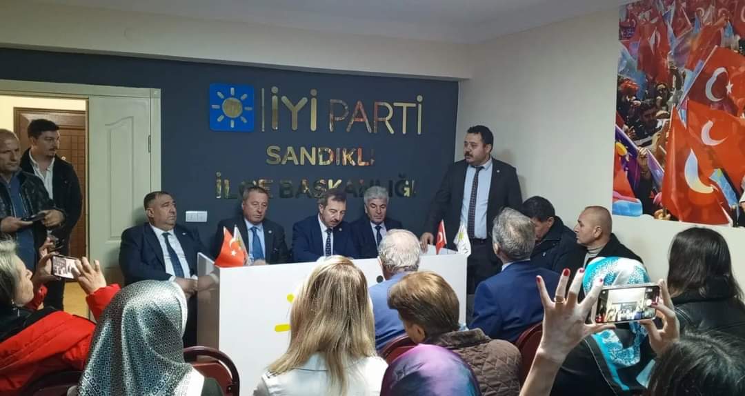 Hakan Şeref Olgun Liderliğindeki Strateji Zirvesi!