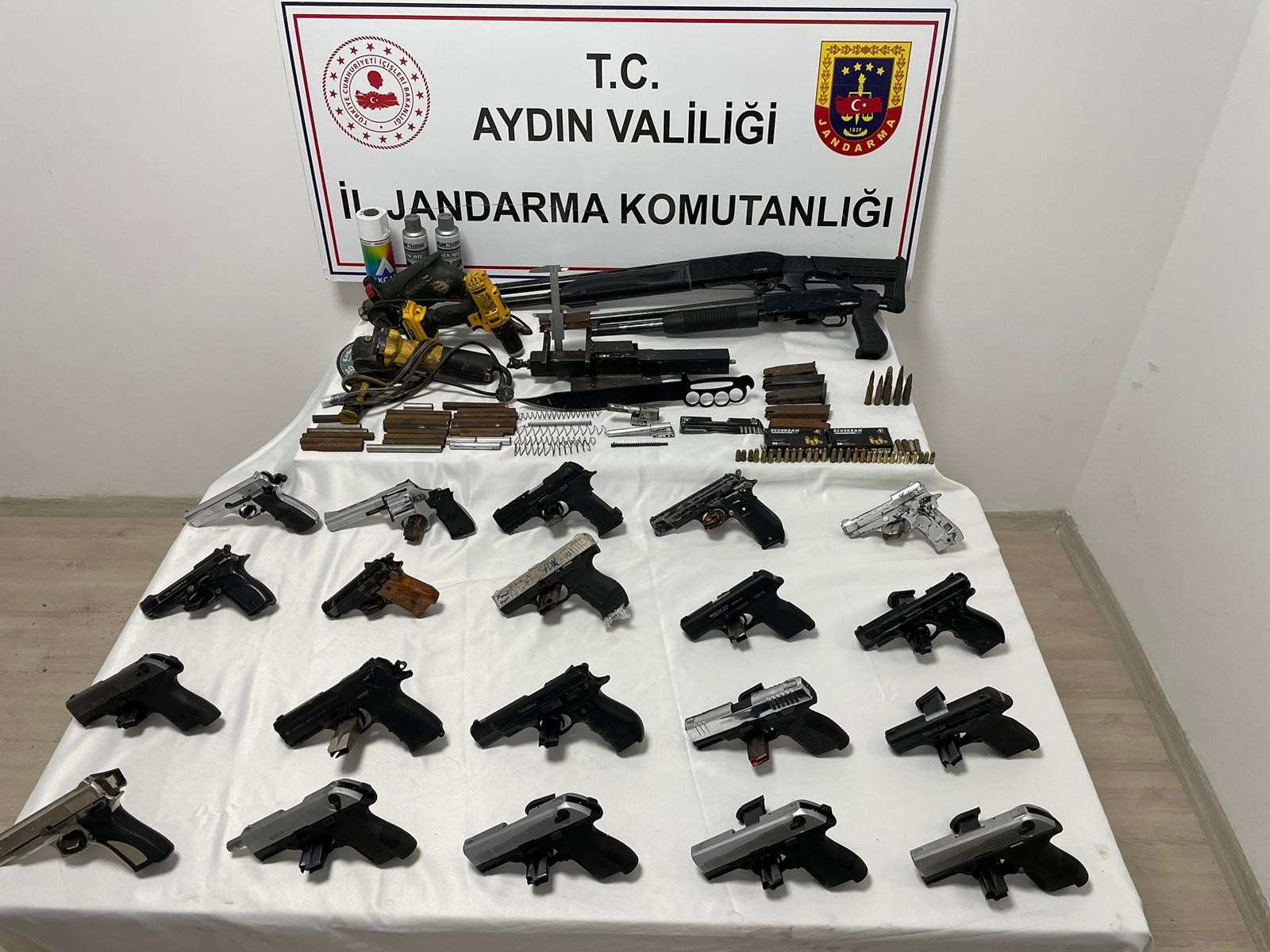 JANDARMADAN OPERASYON