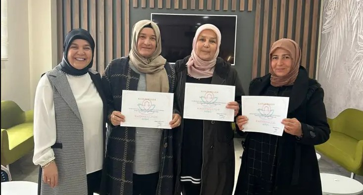 Emirdağ Kadın Kültür Evi’nde Serviks Kanseri Eğitimi