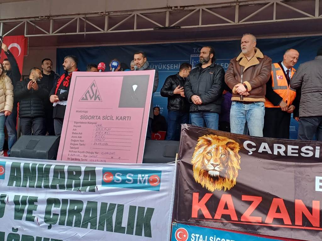 STAJ VE ÇIRAKLIK SİGORTASI MAĞDURLARI ANKARA'DA MİTİNG YAPTI