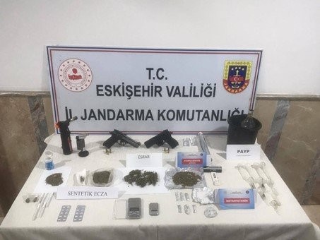 EKİPLERDEN UYUŞTURUCU OPERASYONU