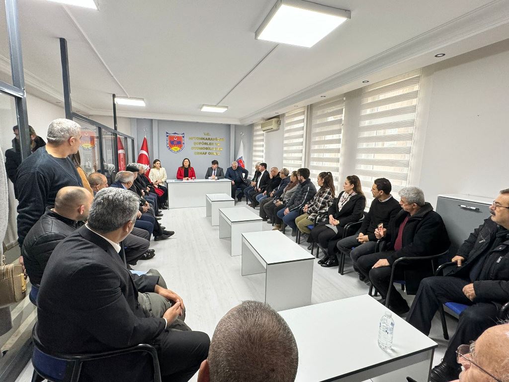 "DERT DİNLEYİP DERMAN OLMA PEŞİNDEYİZ"
