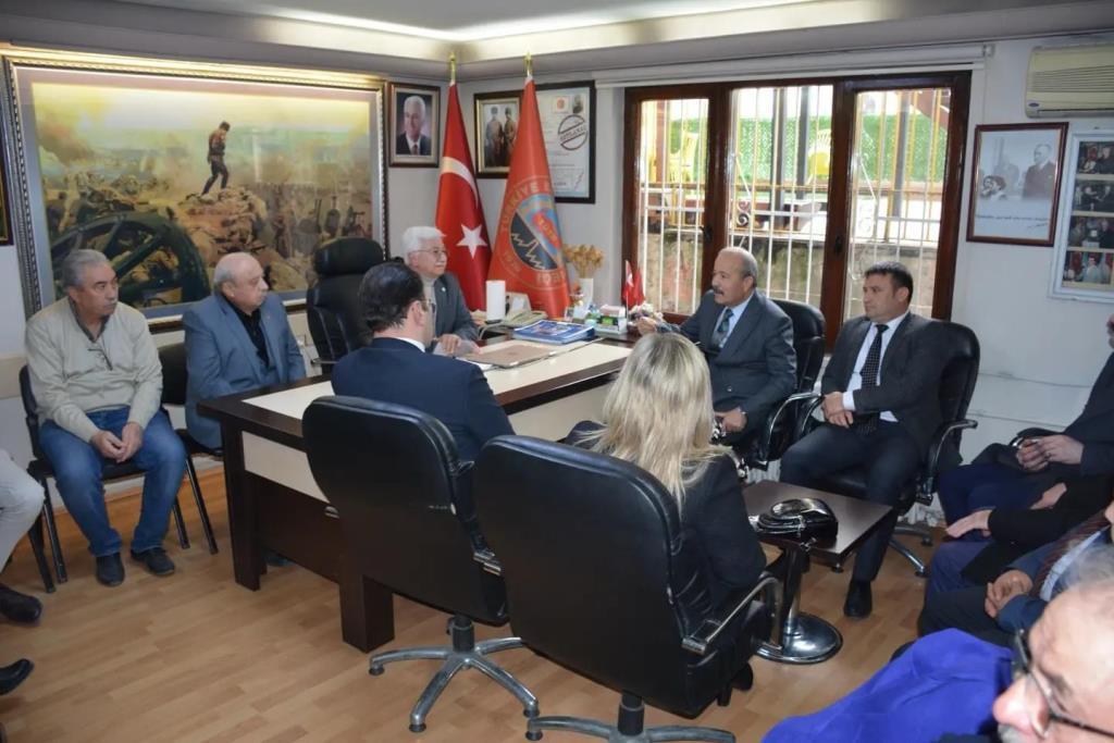 KÜÇÜKKURT'A EMEKLİLERDEN TAM DESTEK
