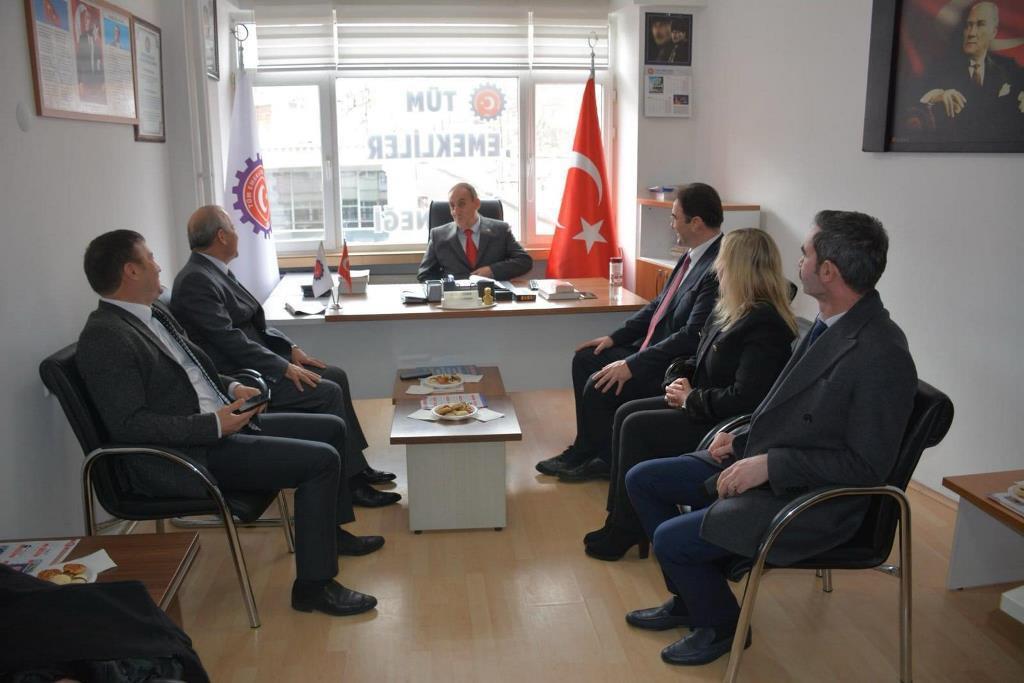 KÜÇÜKKURT'A EMEKLİLERDEN TAM DESTEK