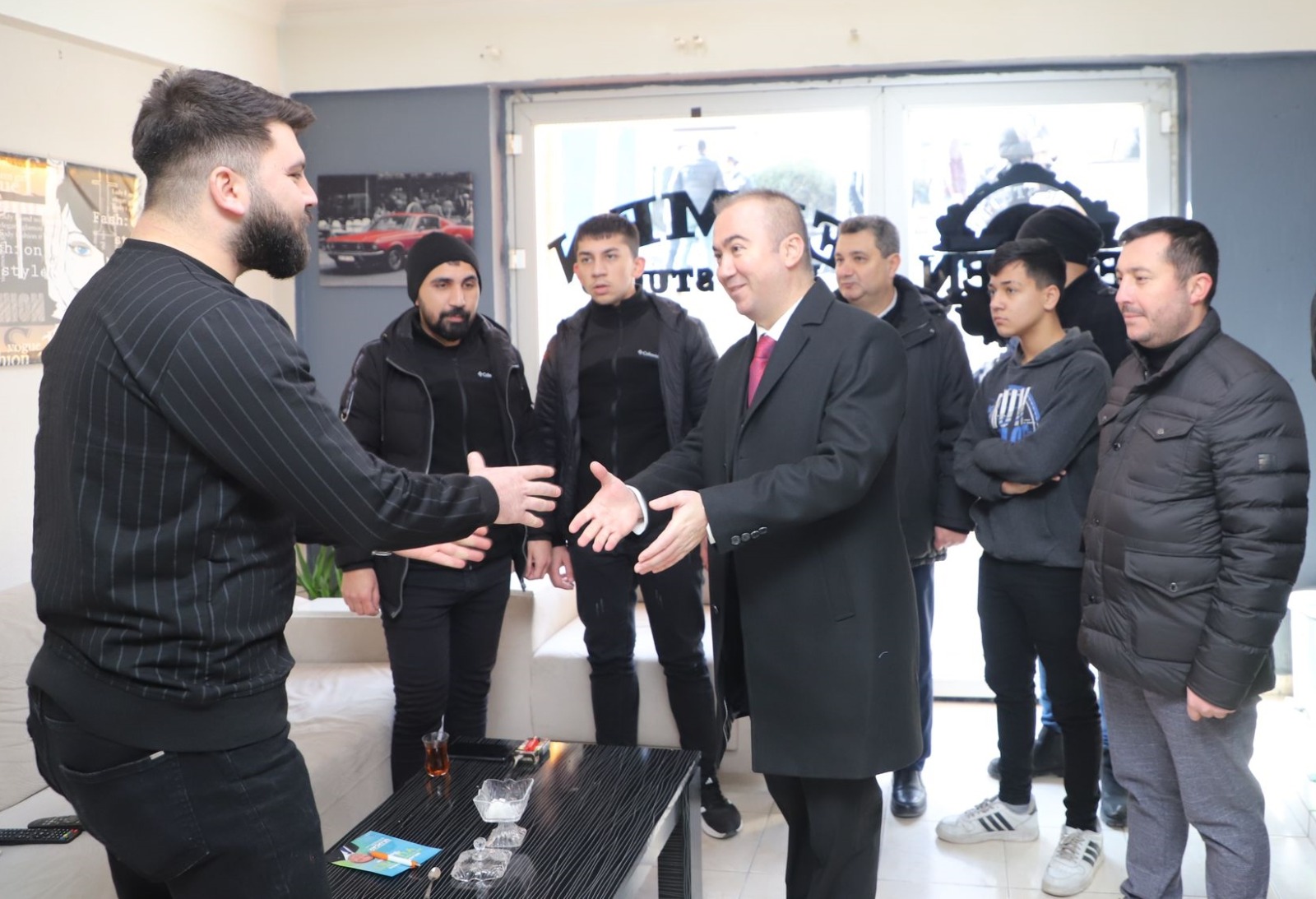 AK Partili Uluçay Esnaf Ziyaretlerini Sürdürüyor