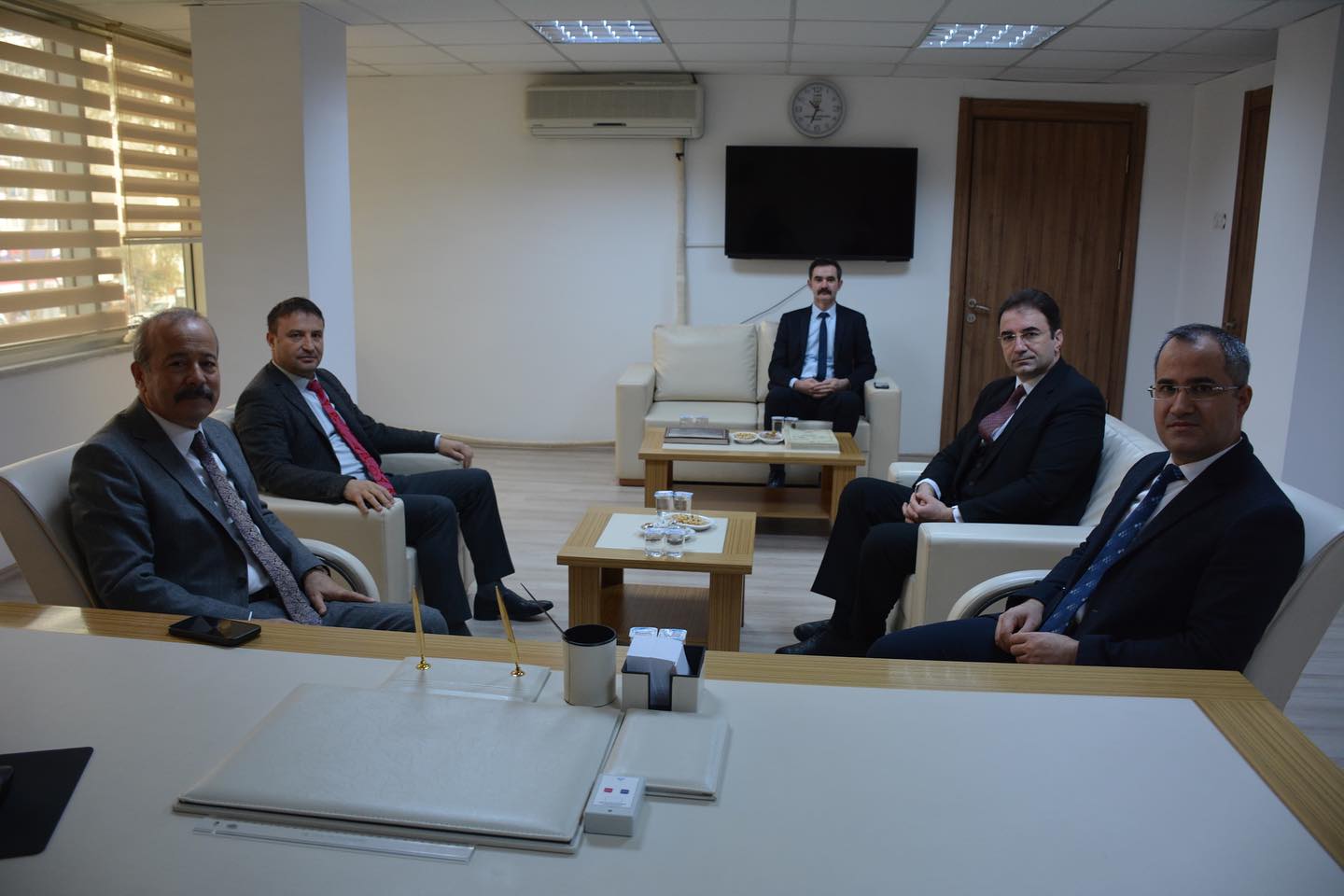 MHP'li Taytak Seçim Bölgesinde Ziyaretlerini Sürdürüyor
