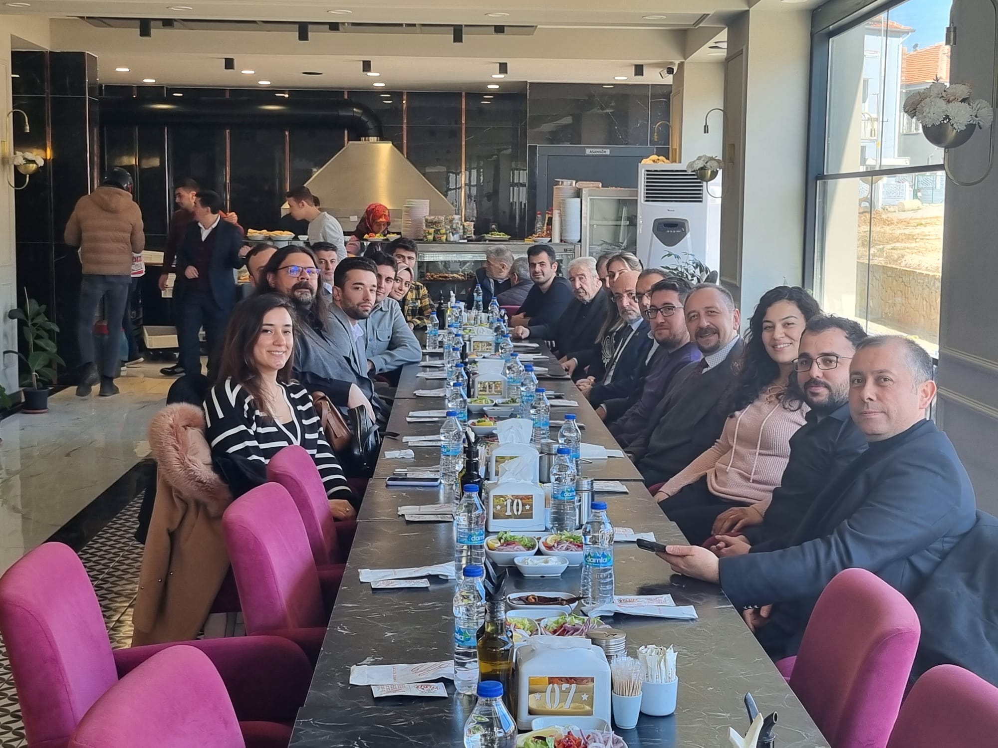 Başkan Şahin Dinar'da Meslektaşlarıyla Bir Araya Geldi