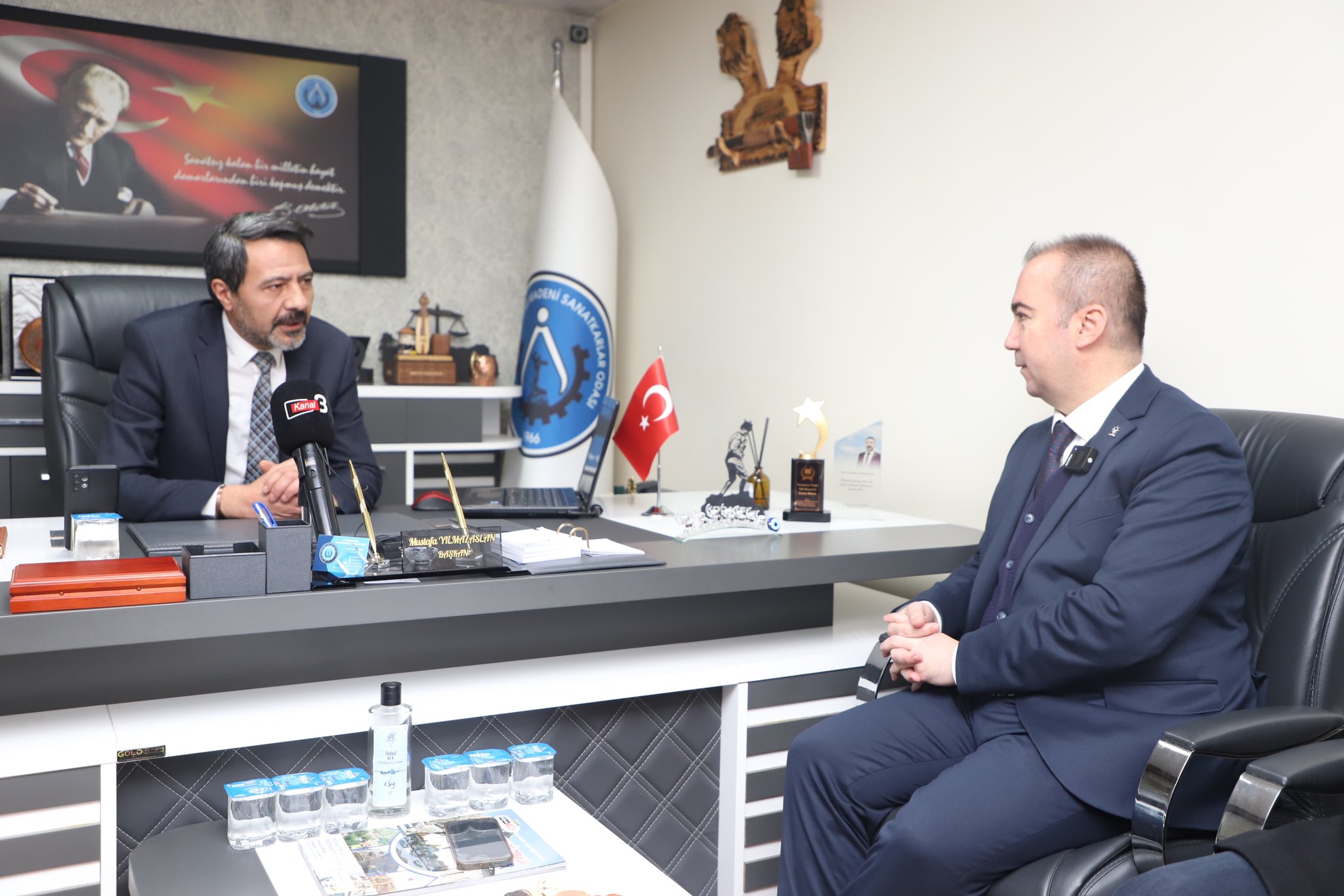 AK Partili Uluçay Başkan Yılmazaslan'ı Ziyaret Etti