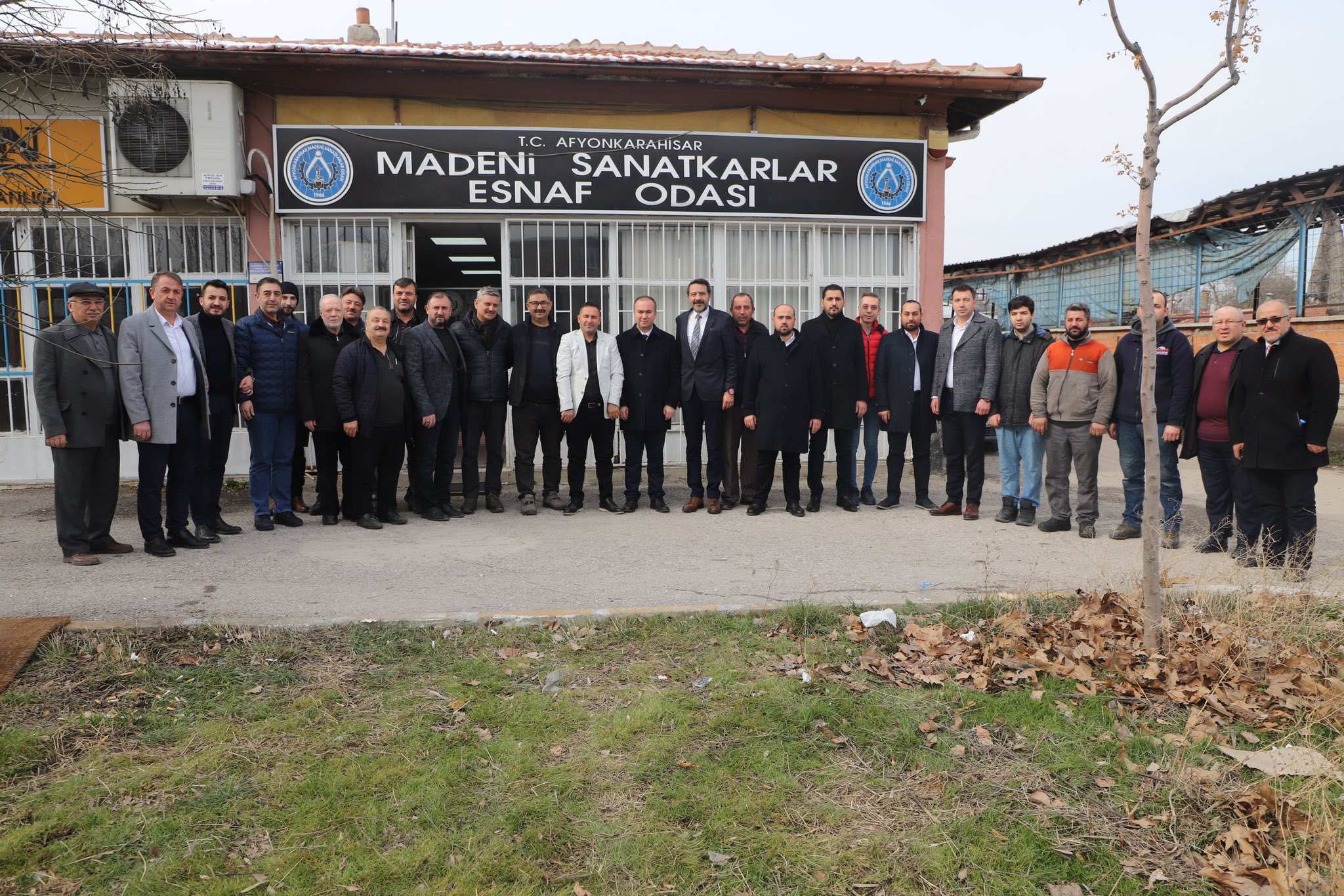 AK Partili Uluçay Başkan Yılmazaslan'ı Ziyaret Etti
