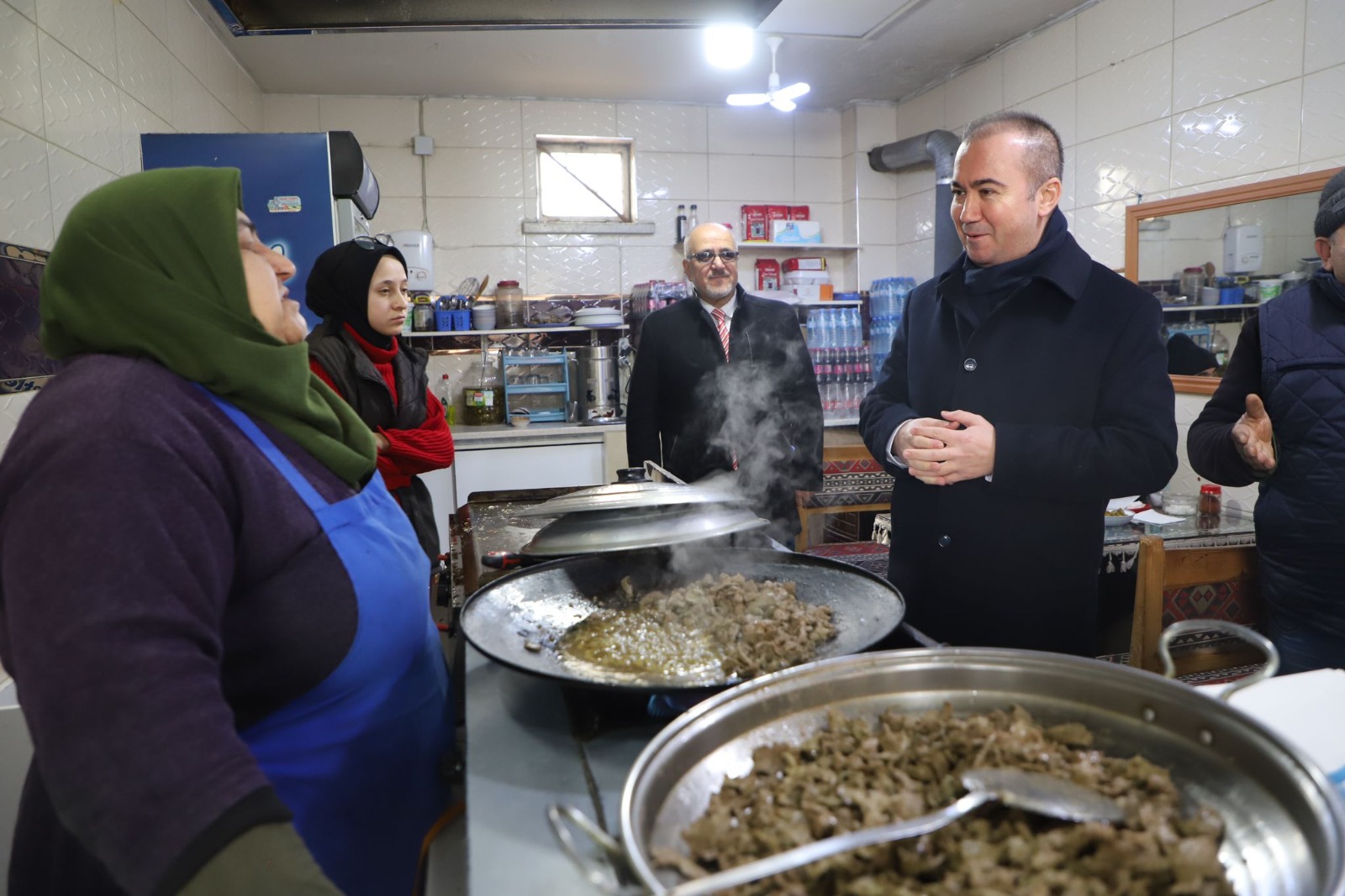 AK Partili Uluçay Sanayi Esnafını Ziyaret Etti