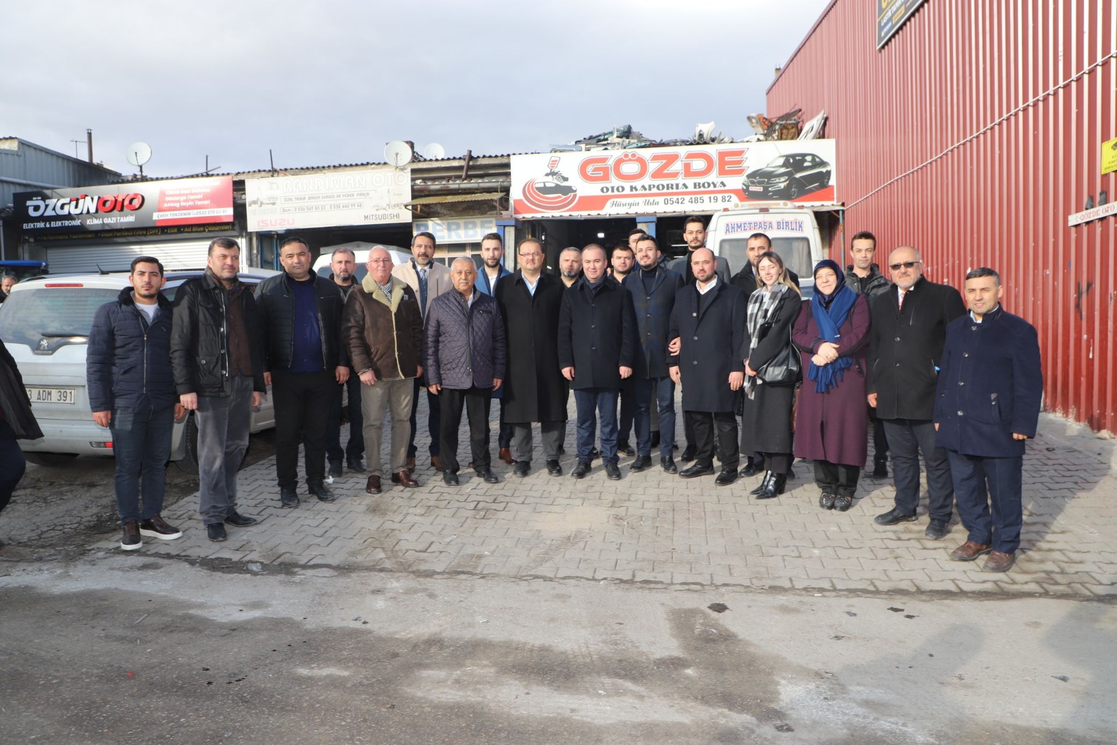 AK Partili Uluçay Sanayi Esnafını Ziyaret Etti