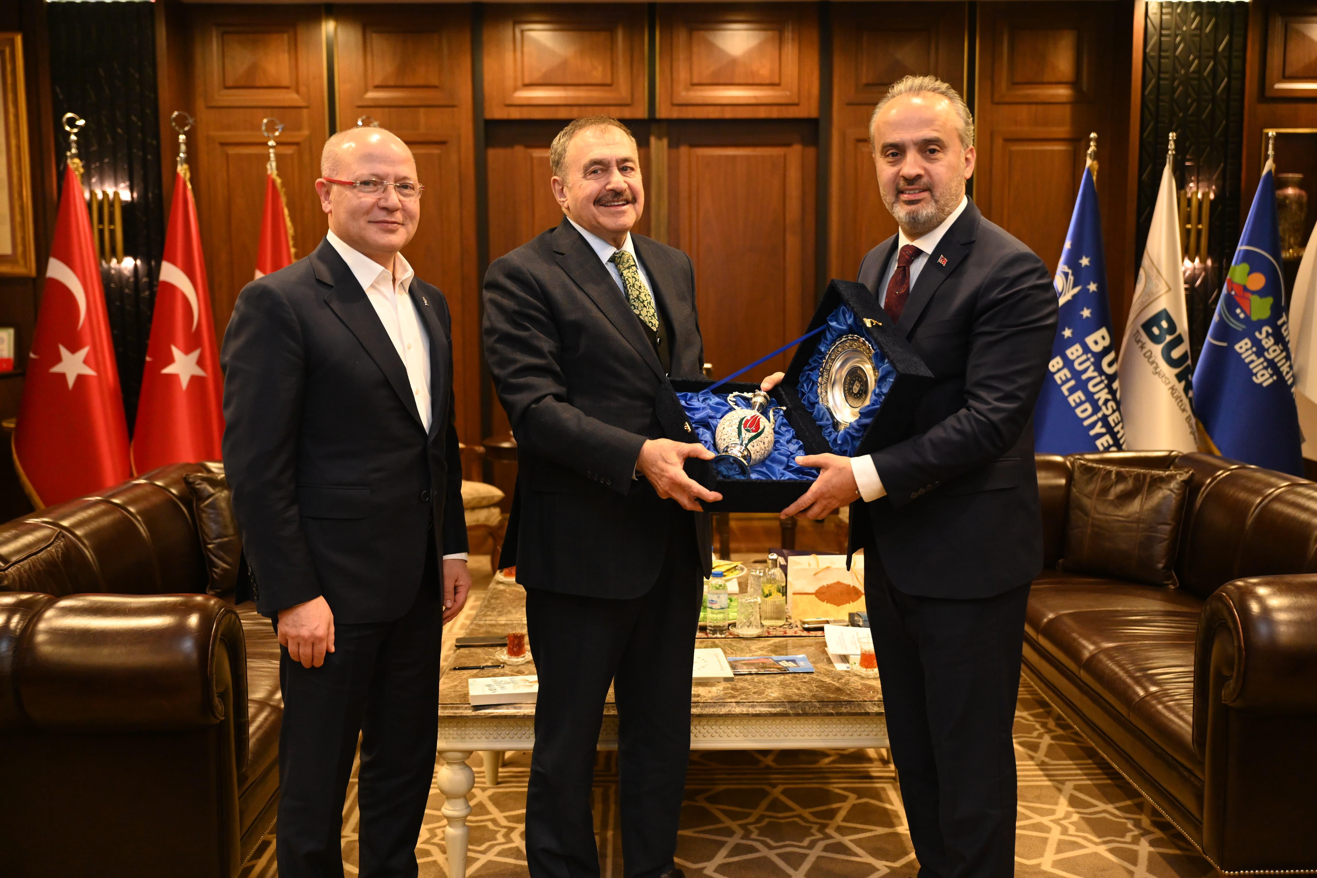 Afyonlu Eski Bakan Eroğlu Bursa'da Ziyaretlerini Sürdürdü