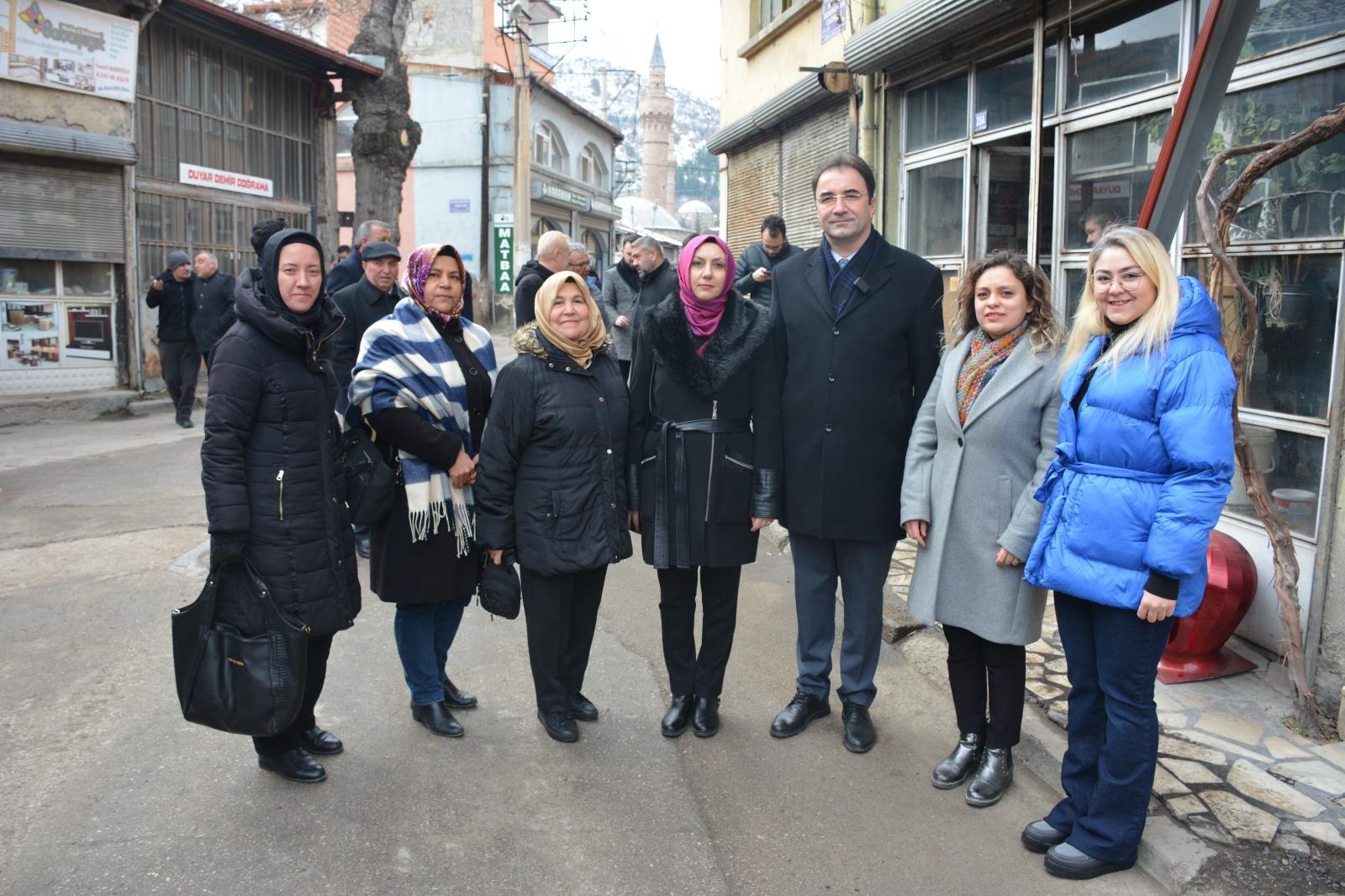 AFYONUMUZDA  ŞANLI ÜÇ HİLALİMİZİ GURURLA, ONURLA DALGALANDIRACAĞIZ
