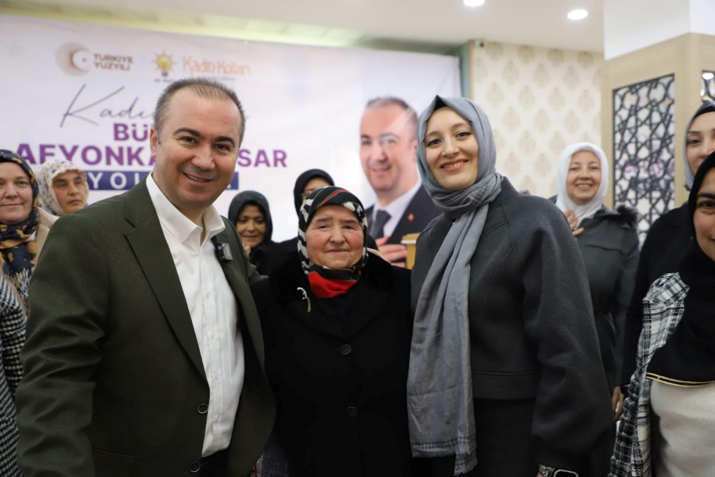 "BU YOLU EMEK VEREN KADINLARIMIZLA YÜRÜYECEĞİZ"