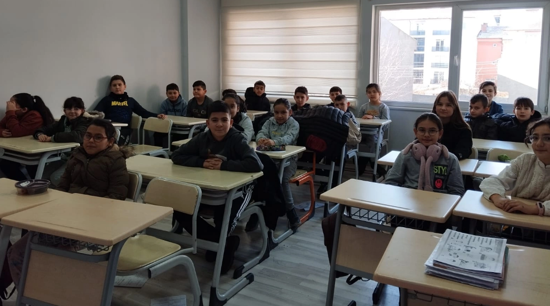 EMİRDAĞ'DA ÖĞRENCİLERE ÜCRETSİZ KURS