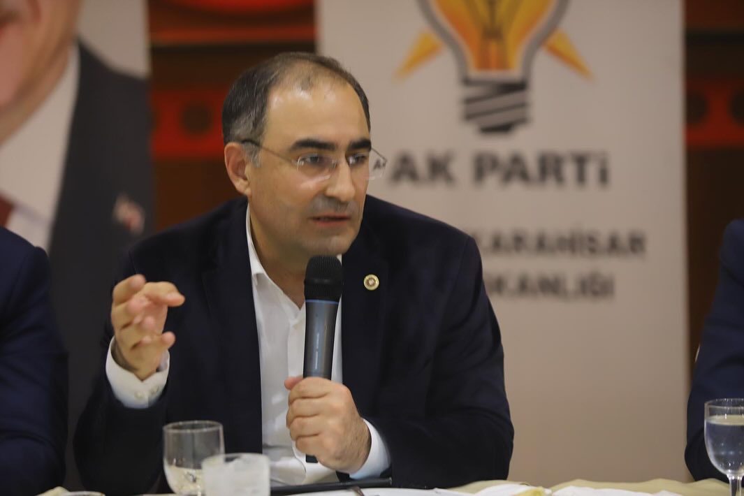 AK Partili Arslan Afyon'da Partisinin Toplantısına Katıldı