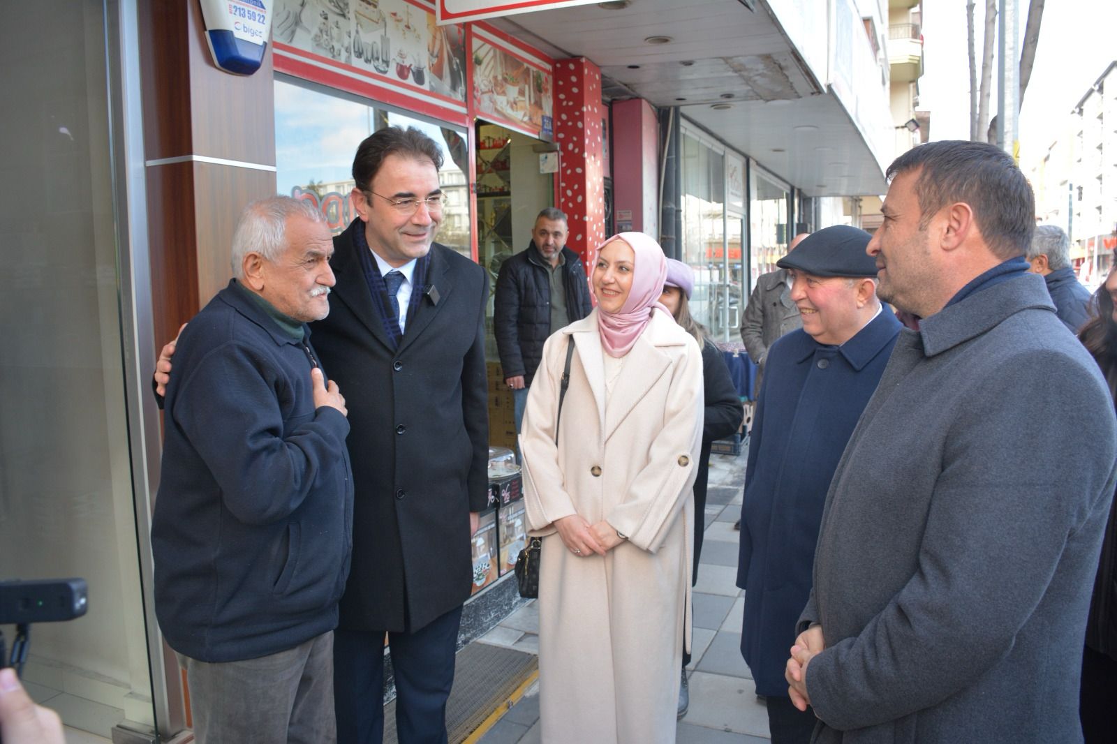 MHP'li Küçükkurt ''Allah Bizi Sizlere Mahcup Etmesin''