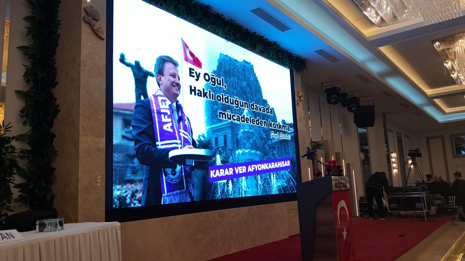 TOPLANTI ÖNCESİNDE TÜRKELİ GAZETESİ ULAŞTI KOÇAK ADAYLIK HAKKINDA NE DİYECEK?
