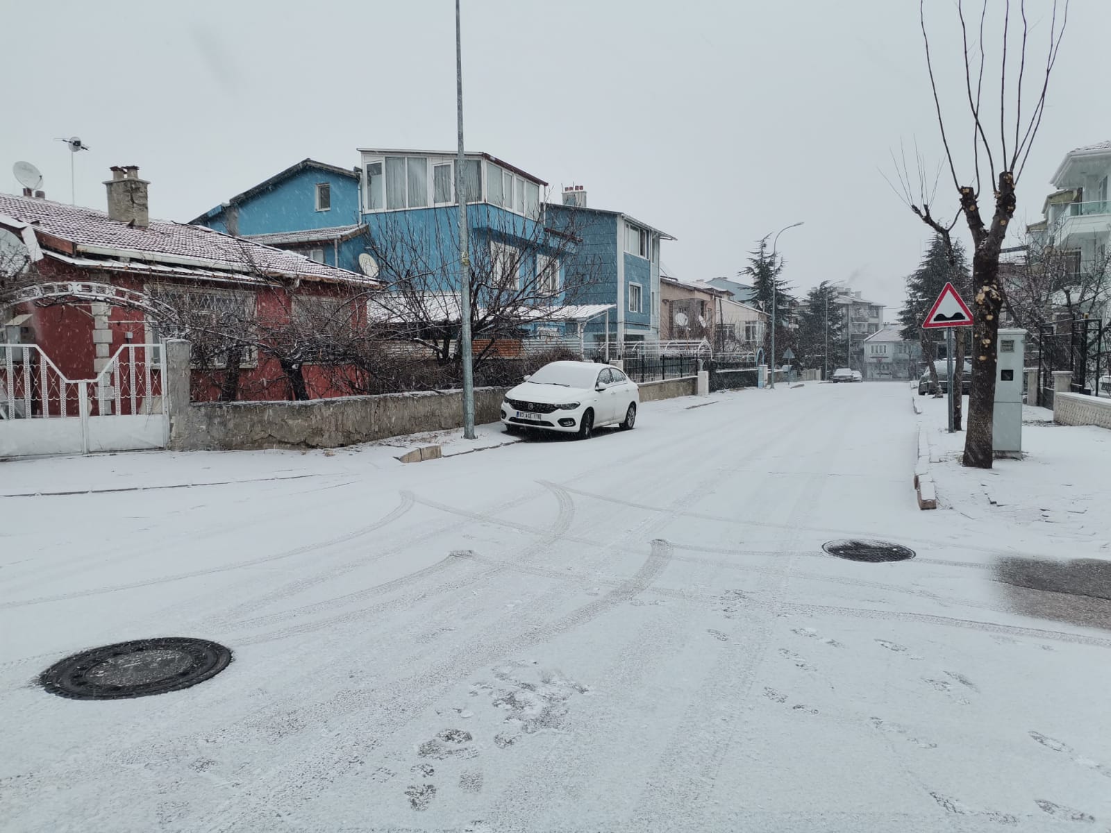 Afyon Beyaza Büründü