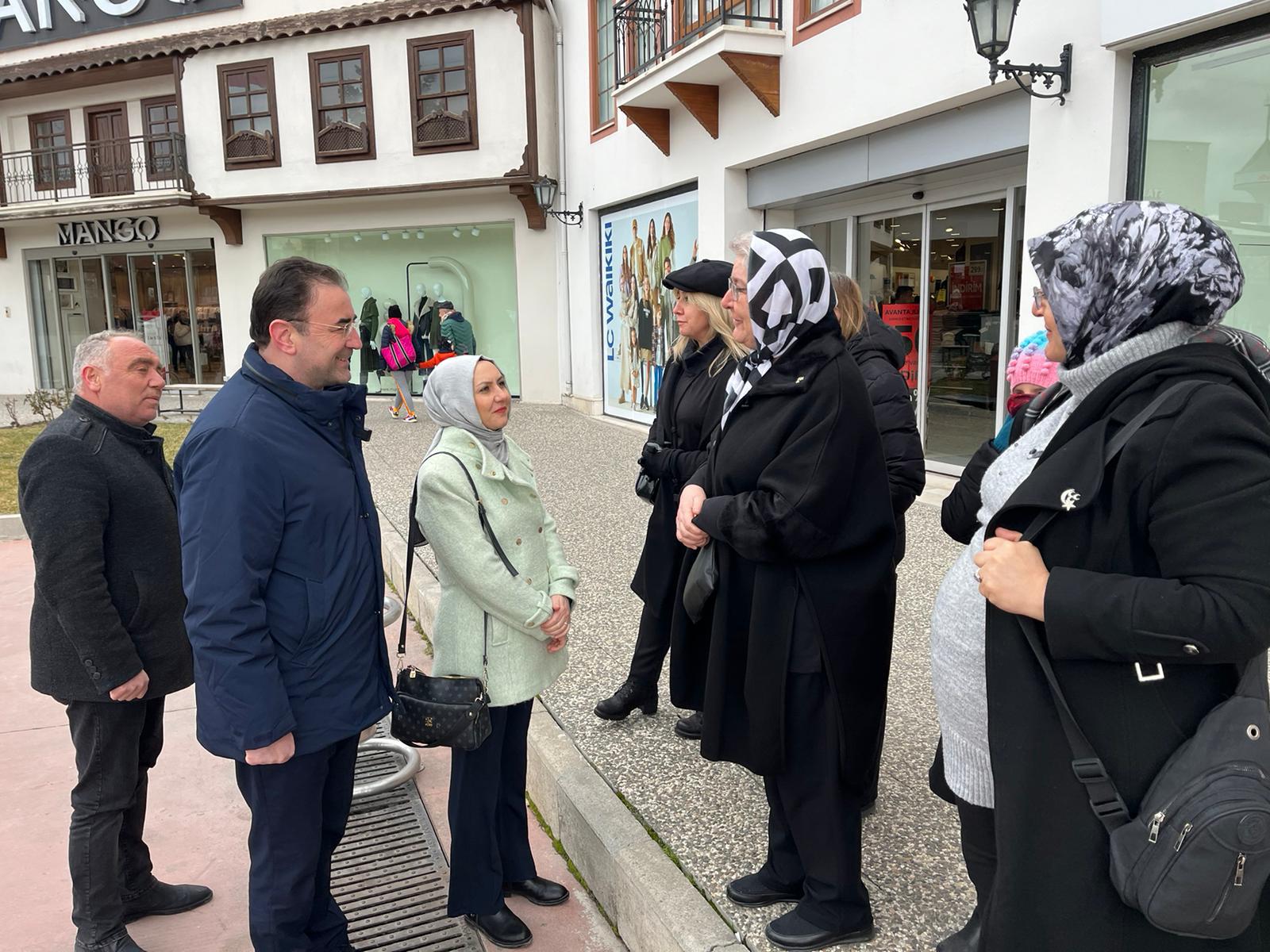 MHP'NİN BELEDİYE YÖNETİMİNDE TEMEL PRENSİBİ HİZMETTE EŞİTLİK