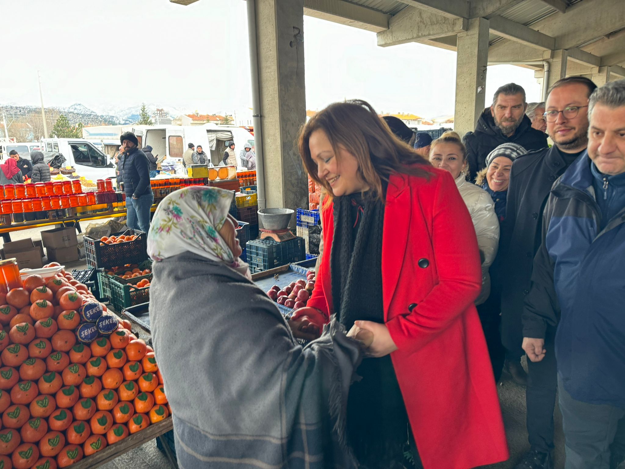 CHP'li Köksal Kışlacık'a Söz Verdi