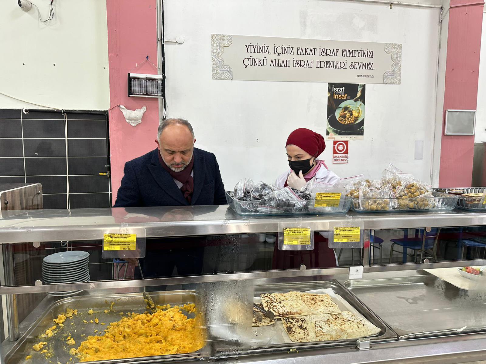 Öğrenci Dostu Müdür Kasapoğlu İncelemelerde Bulundu
