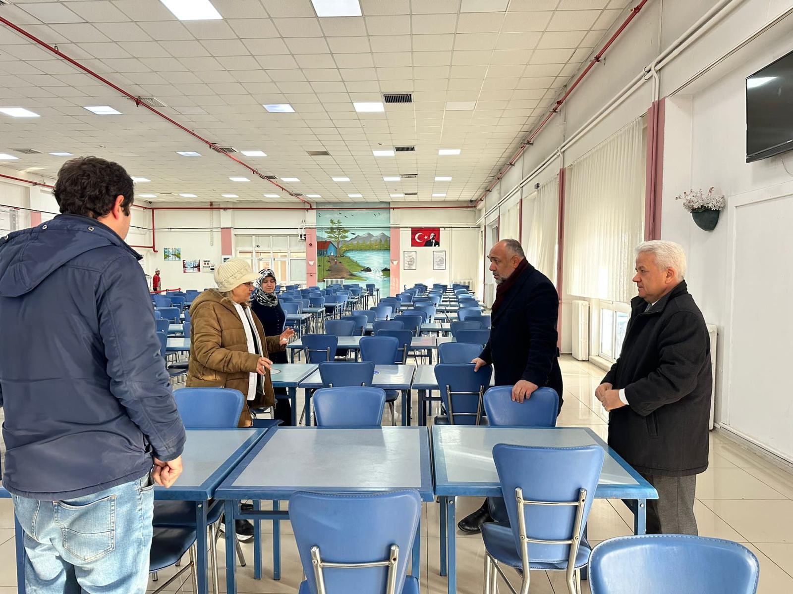 Öğrenci Dostu Müdür Kasapoğlu İncelemelerde Bulundu