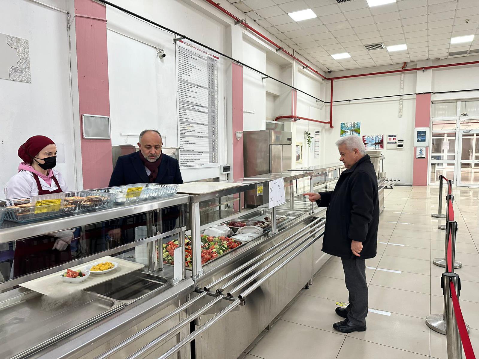 Öğrenci Dostu Müdür Kasapoğlu İncelemelerde Bulundu