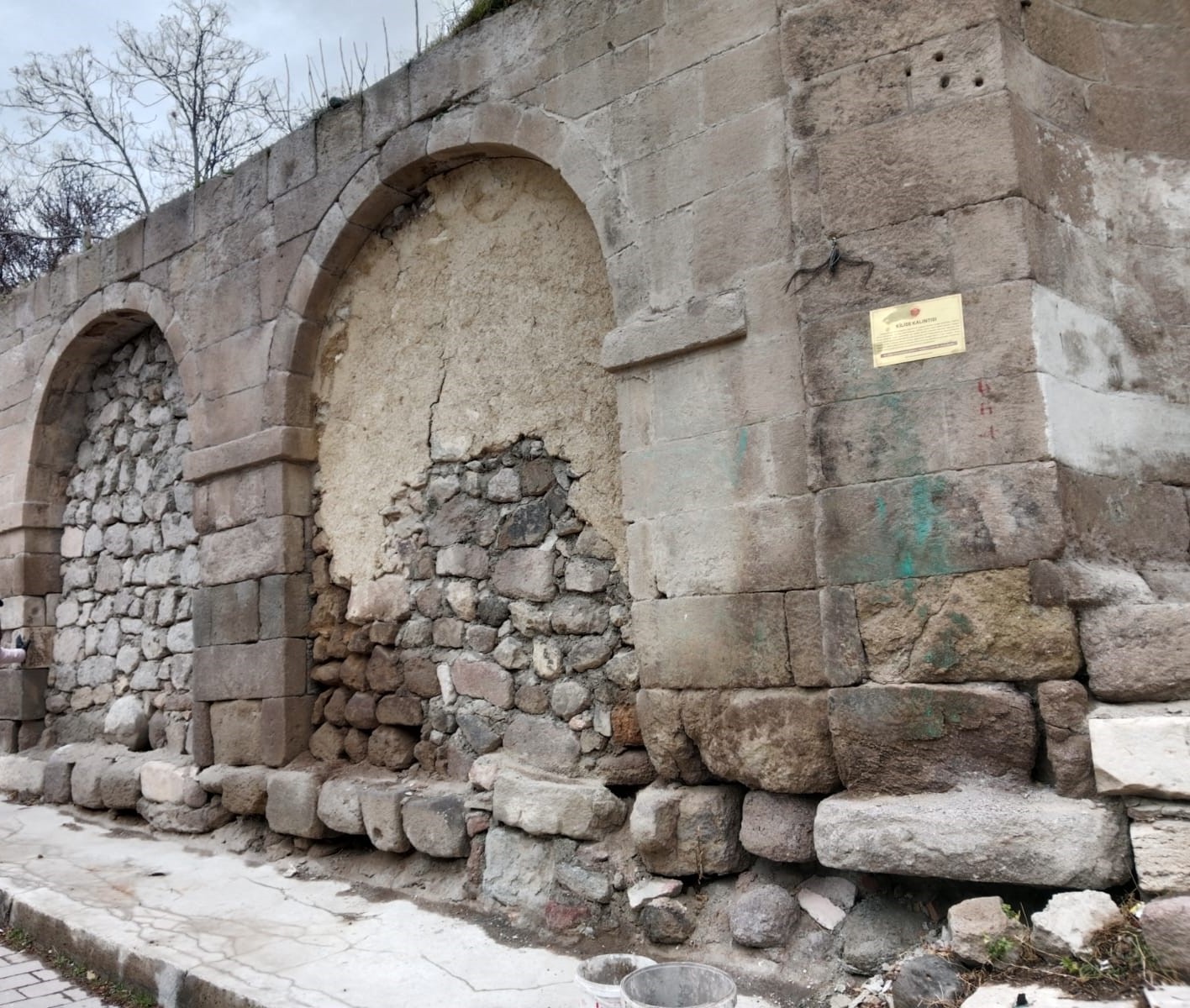 Kalenin Eteklerindeki 4 Asırlık Tarih