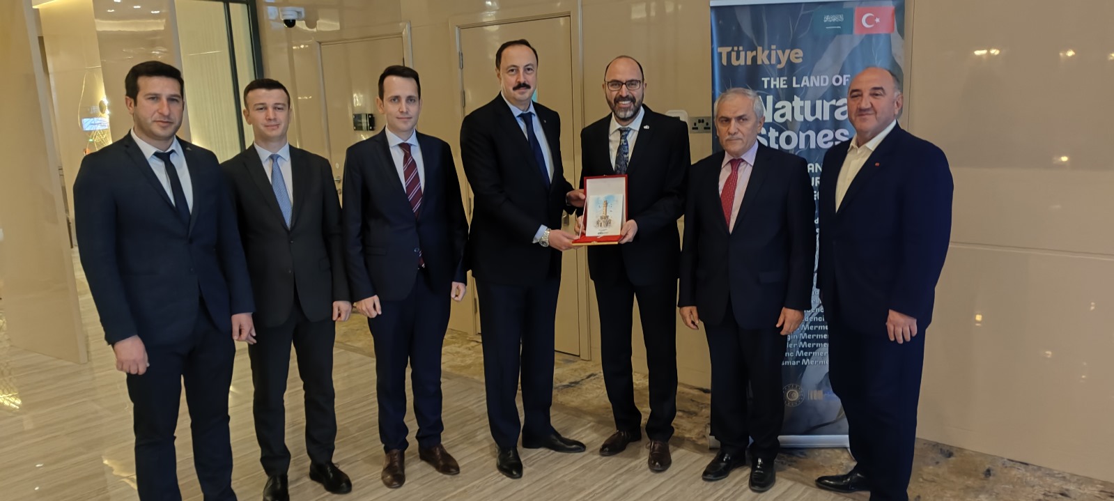 Türk Doğal Taşlarına Suudi Arabistan'dan Yoğun İlgi