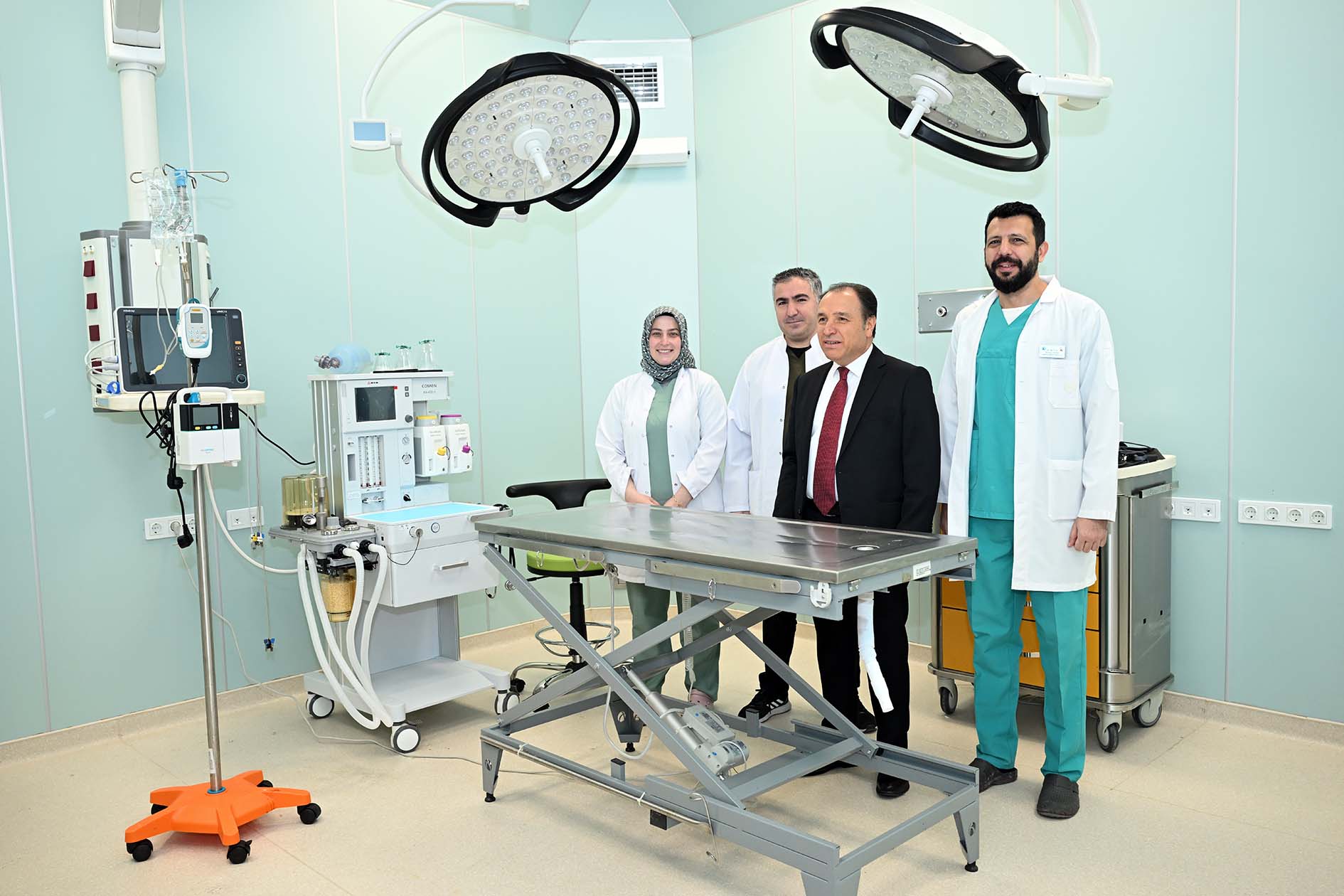Kocatepe Hayvan Hastanesi İstişare Toplantısı Rektör Karakaş Başkanlığında Gerçekleştirildi