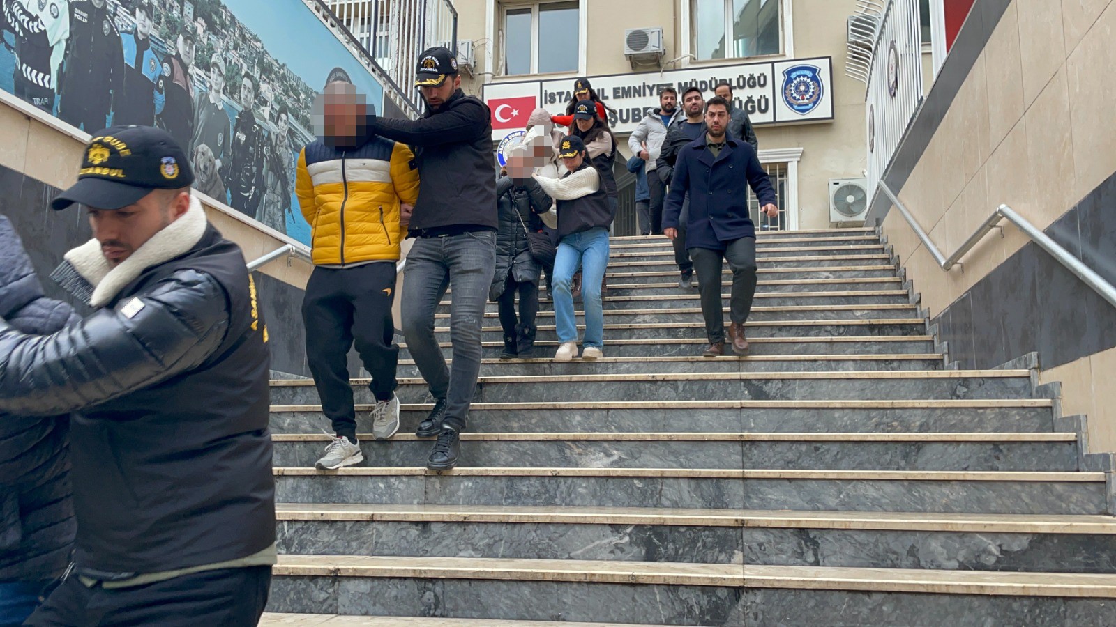Emekli Bankacıdan 11 Milyon Liralık Vurgun!