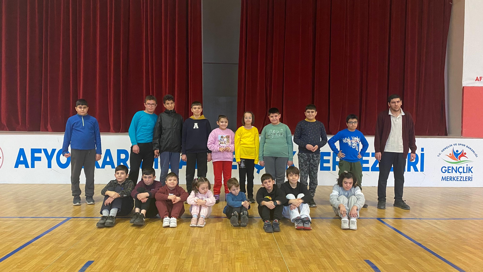 AFYON GSB'DEN MUTLU ÇARŞAMBA PROJESİ