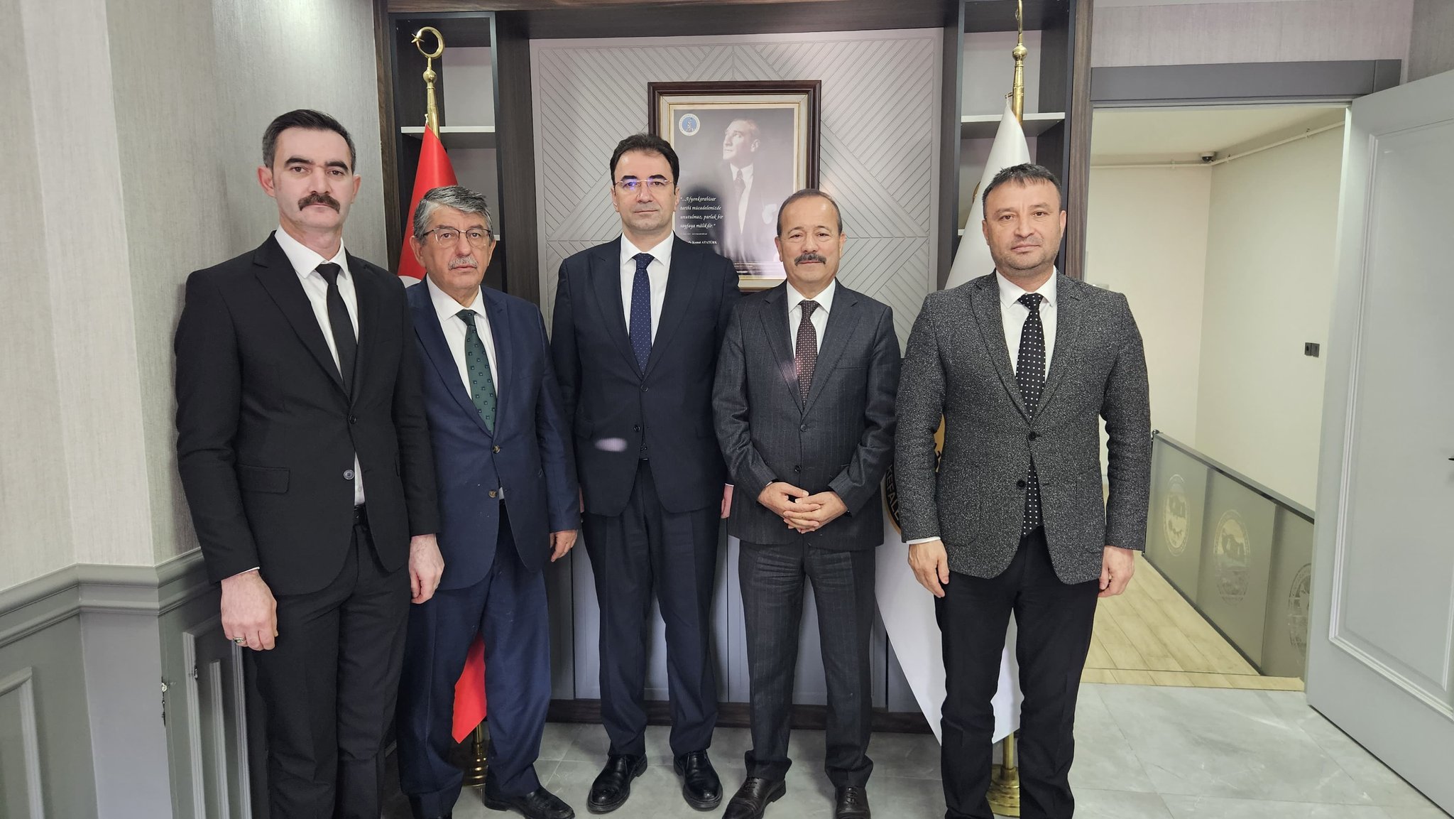 MHP Heyeti, Afyonkarahisar Esnaf  Sanatkarlar Kredi ve Kefalet Kooperatifi'ni Ziyaret Etti