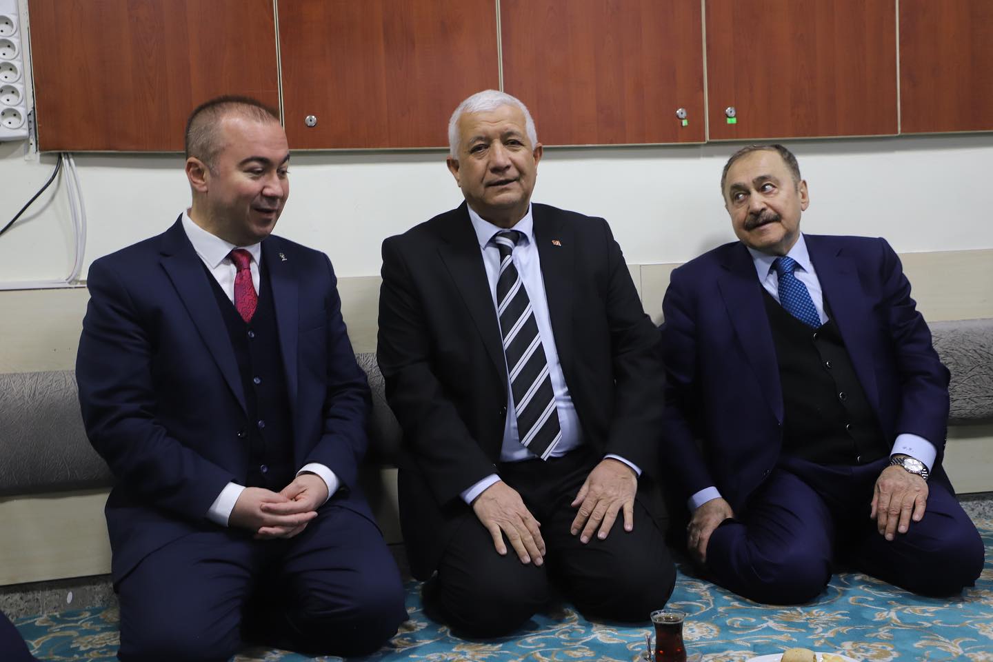 AK Partili Uluçay Serhendi Vakfını Ziyaret Etti