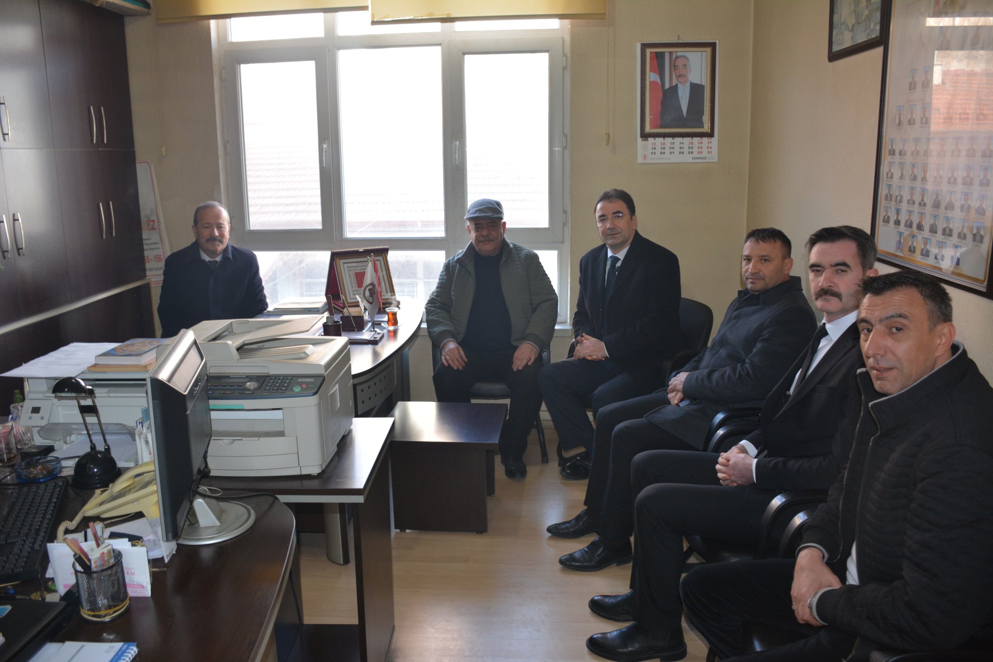 MHP Heyeti, Afyonkarahisar Ayakkabıcılar Odası Başkanı Şükrü Kosdak'ı Ziyaret Etti
