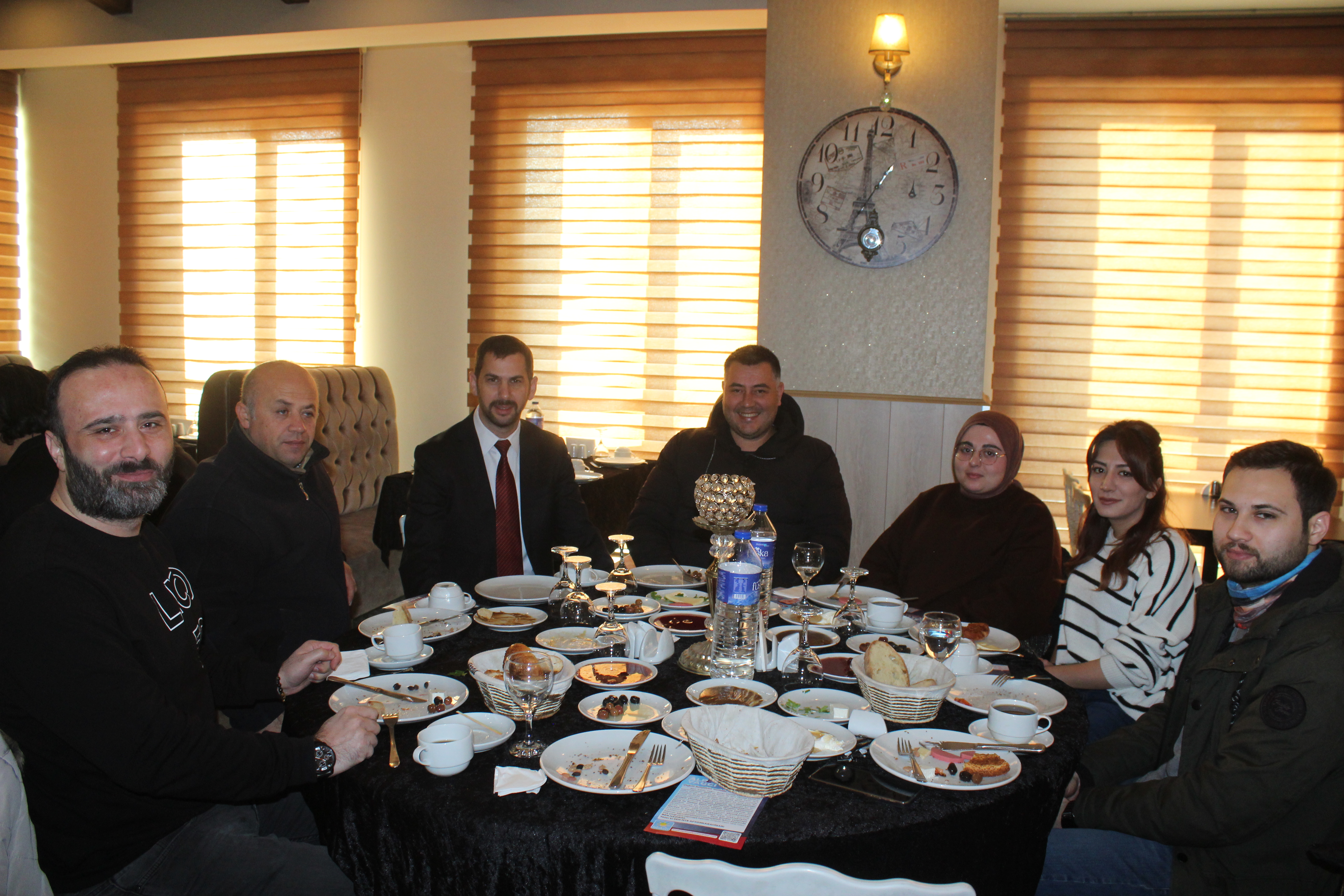 İYİ PARTİ 'BAŞKAN ADAYI YAĞCI'YI GÖRÜCÜYE ÇIKARDI