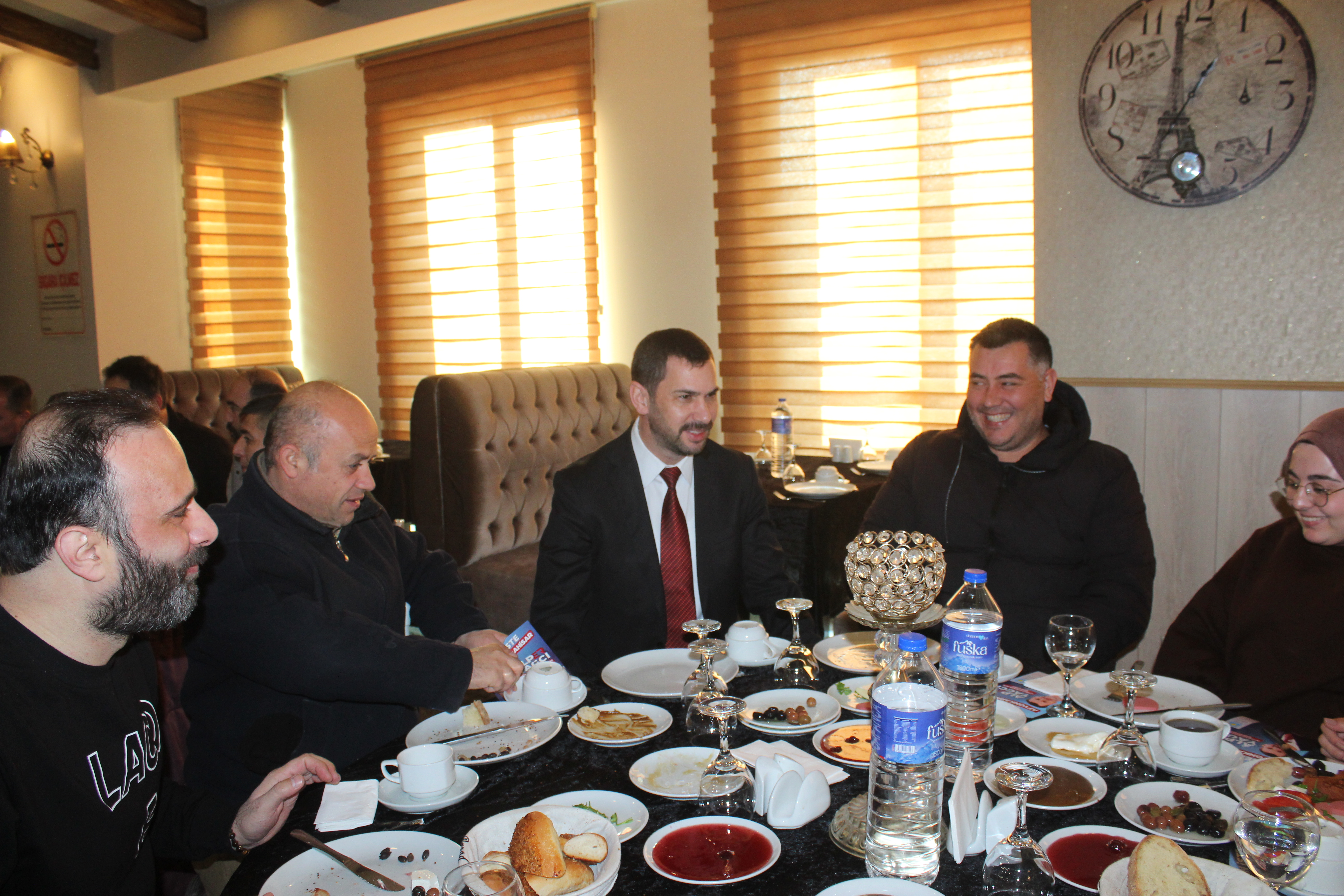 İYİ PARTİ 'BAŞKAN ADAYI YAĞCI'YI GÖRÜCÜYE ÇIKARDI