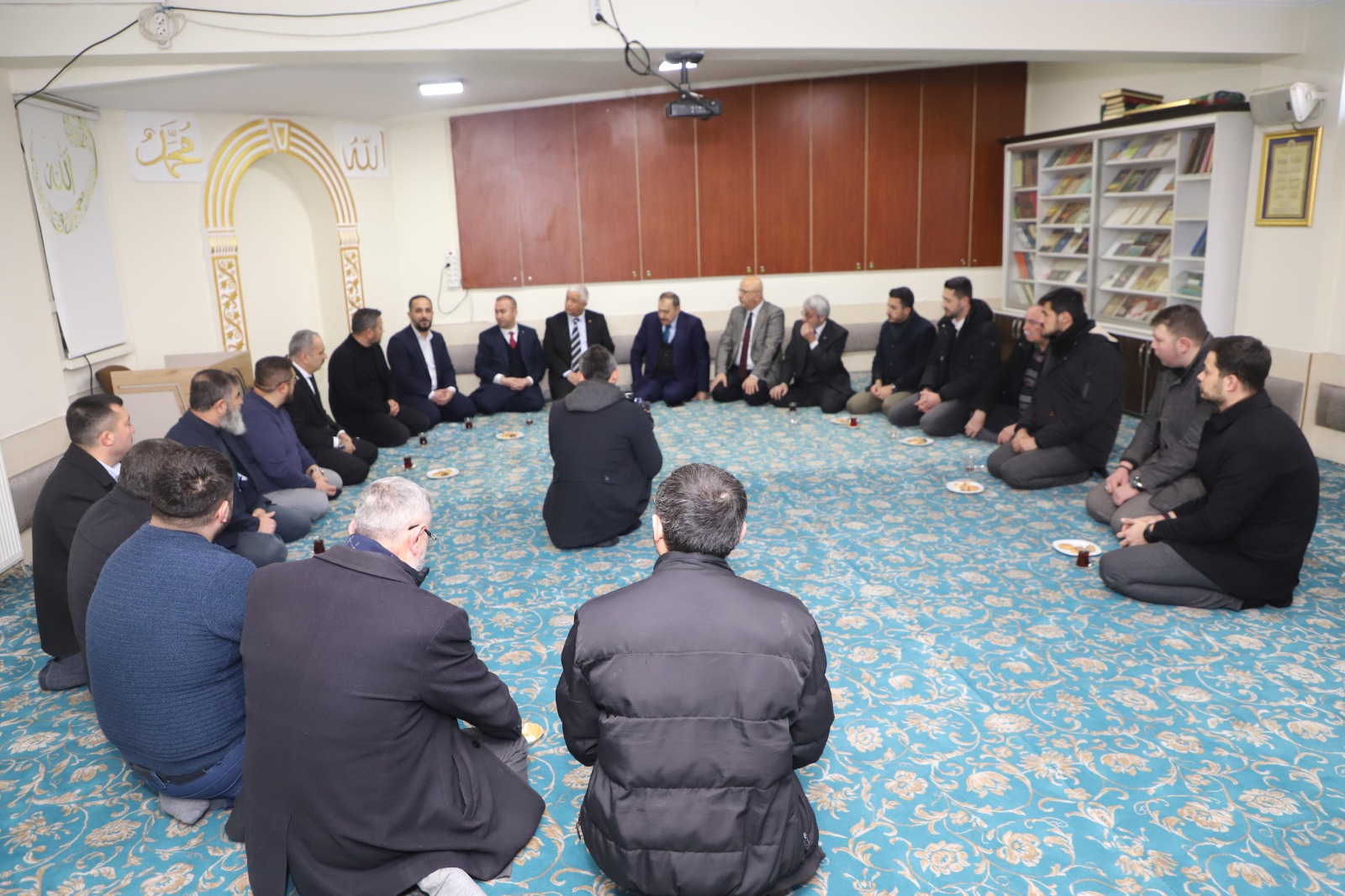 ULUÇAY, “VAKIFLARIMIZ TOPLUMUMUZUN MİHENK TAŞLARIDIR”