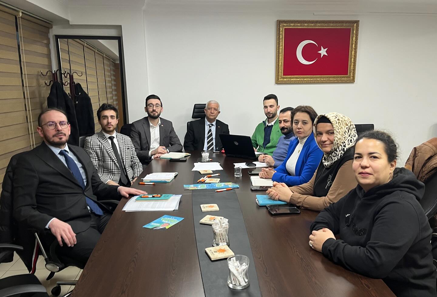AK PARTİ AFYONKARAHİSAR TEŞKİLATI, SANDIK GÜVENLİĞİNİ ELE ALDI