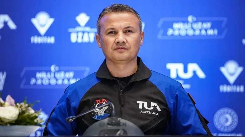 İlk Türk Uzay Adamı 'Alper Gezeravcı'