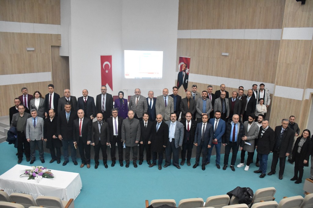 GELENEKSEL ÇOCUK OYUNLARI VE OMURGA SAĞLIĞI TOPLANTISI YAPILDI 