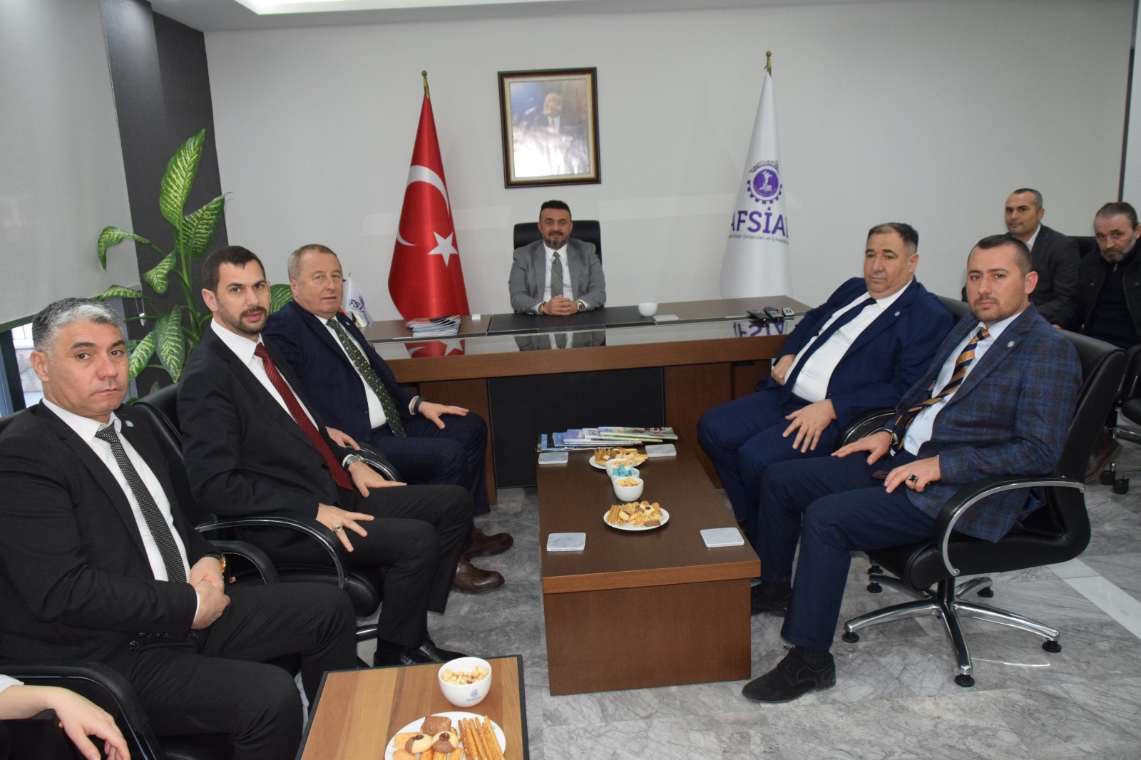 İYİ PARTİ BELEDİYE BAŞKAN ADAYI YAĞCI ZİYARETLERİNİ SÜRDÜRÜYOR