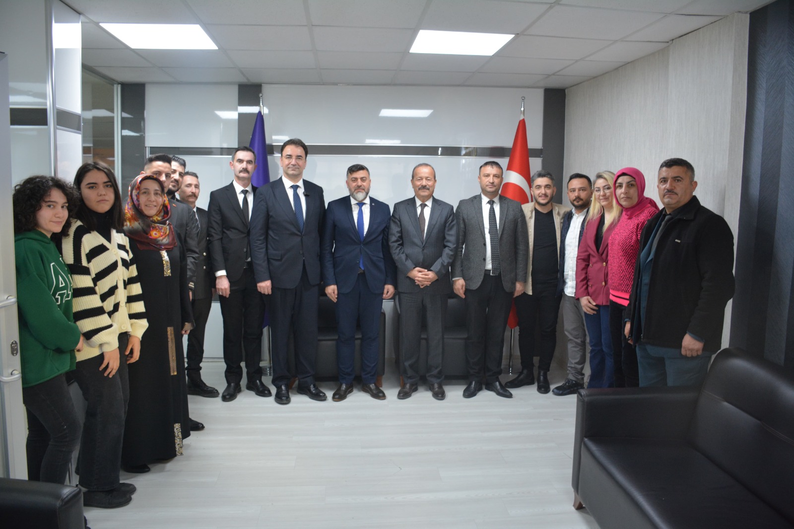 MHP YÖNETİMİNDE TÜM AFYON KENDİSİNE YER BULACAK