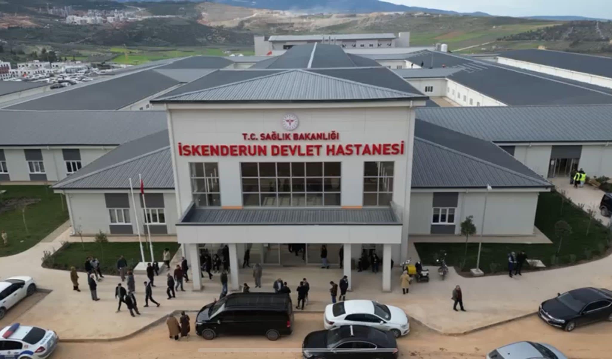 Vali Yiğitbaşı Paylaştı Depremin Yaraları Sarılıyor