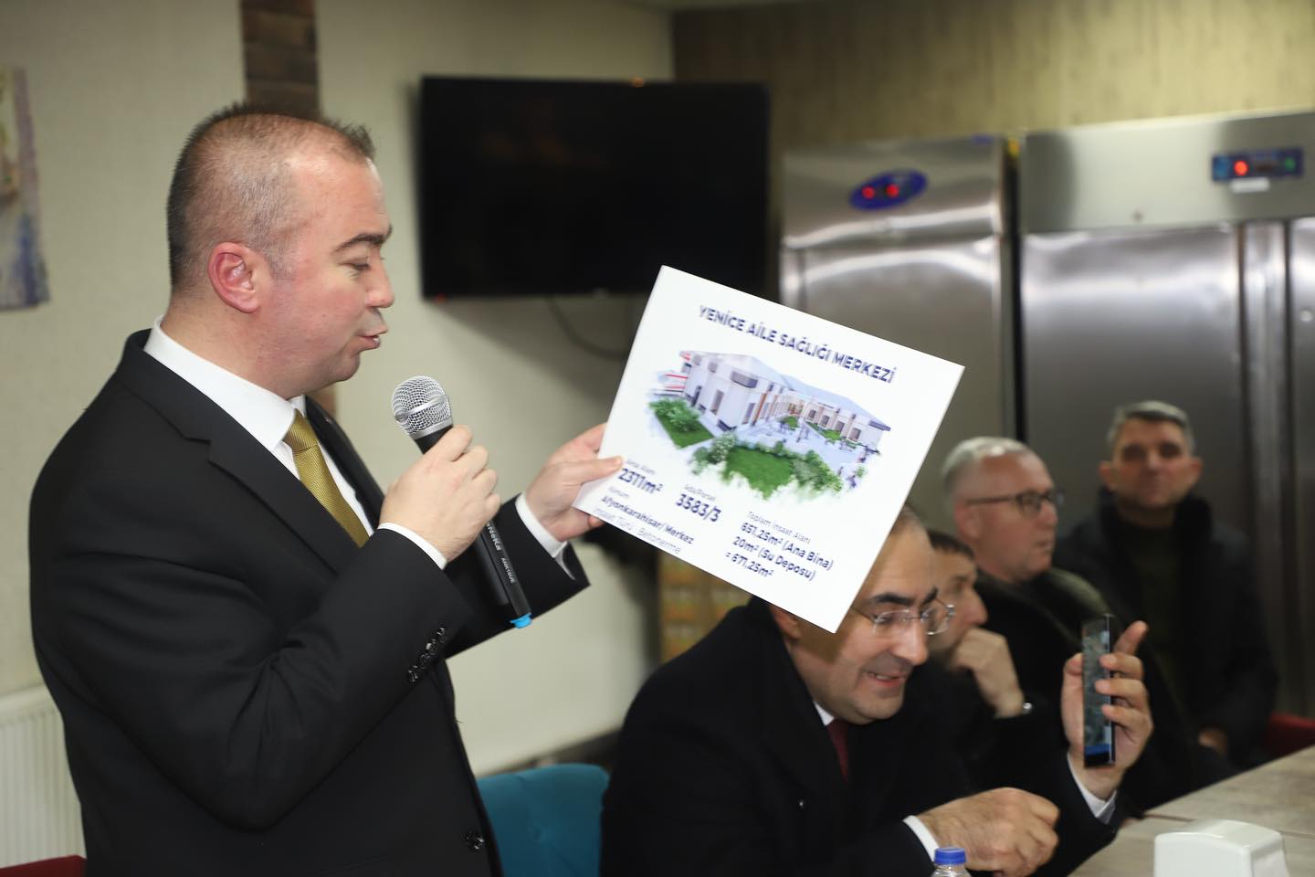 AK Partili Uluçay Yenice Mahallesinde Vatandaşlarla Bir Araya Geldi
