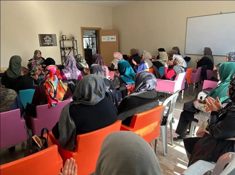 EMİRDAĞ KADIN KÜLTÜR EVİNE YOĞUN İLGİ