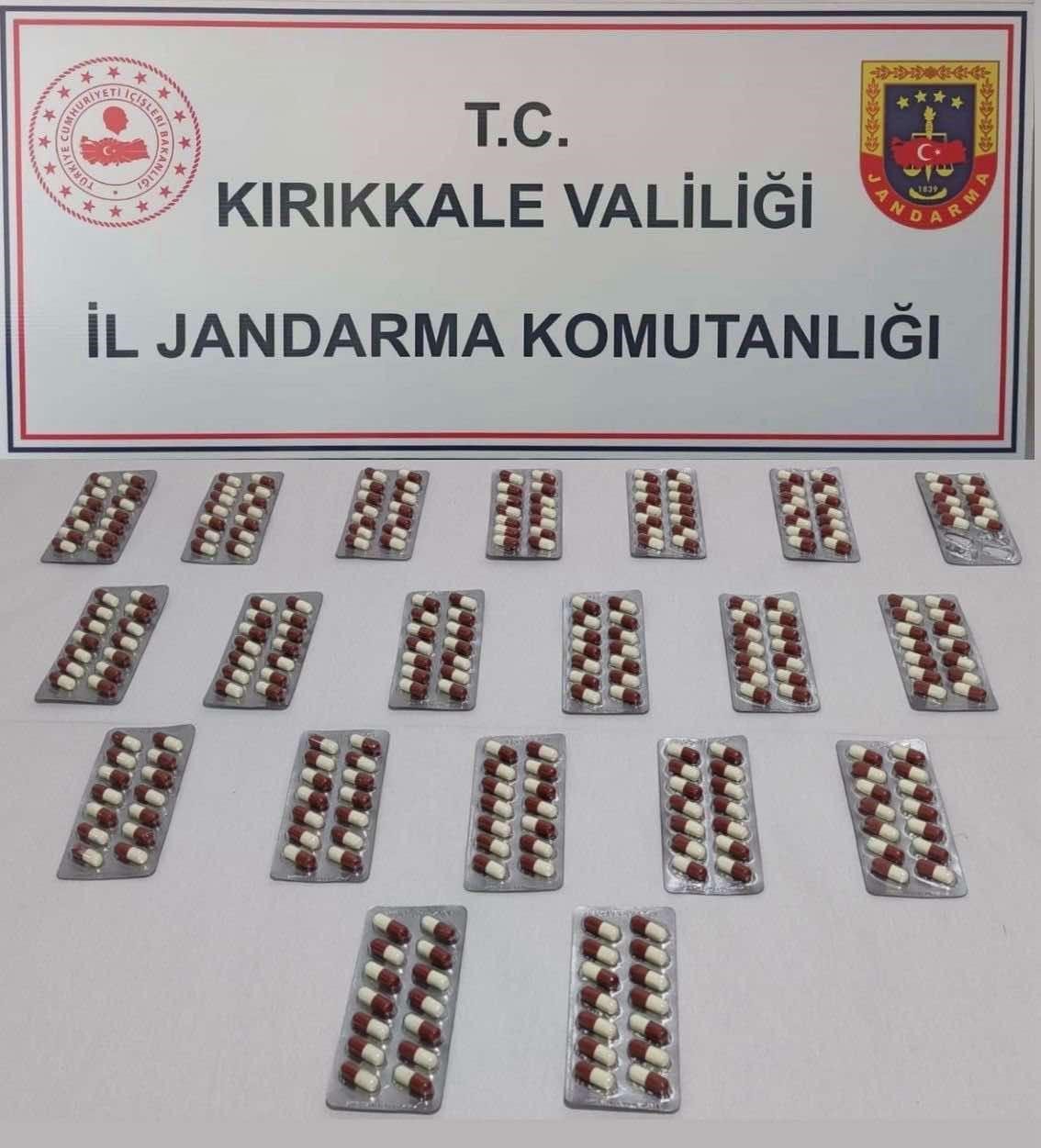 OTOBÜSLE SEYAHAT EDERKEN GÖZALTINA ALINDI