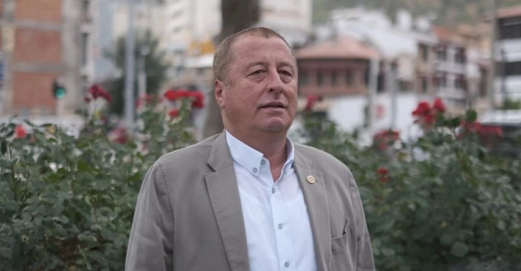 "KAHRAMAN PİLOTLARIMIZA ALLAH'TAN RAHMET DİLİYORUM"